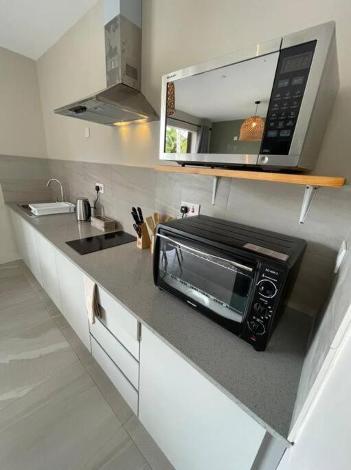 Bois Mapou Self Catering Apartments Unit 201 Rivière Noire Eksteriør billede