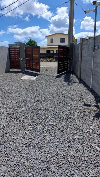 Bois Mapou Self Catering Apartments Unit 201 Rivière Noire Eksteriør billede